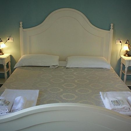 Vila Sejuda Hotel Peschici Kültér fotó